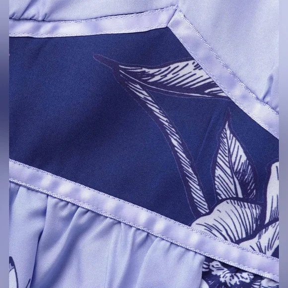 Bloomchic Floral Blue Dress NEW - Picture 2 of 6